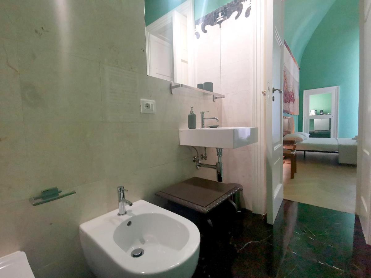 Speciale Tarshito Guesthouse Bari Exterior photo