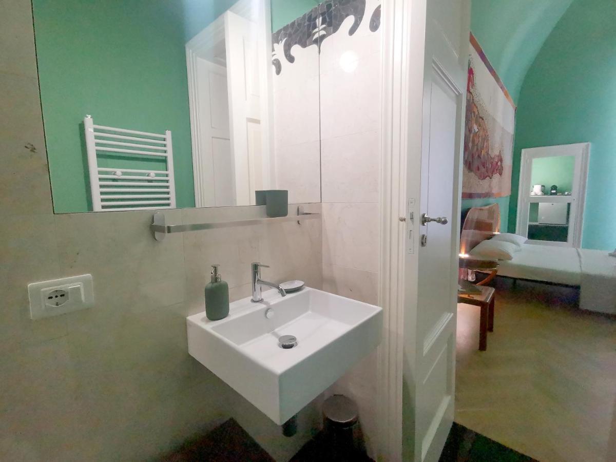 Speciale Tarshito Guesthouse Bari Exterior photo